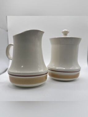 Vintage MCM Hearthside Stoneware Creamer and Sugar Bowl with Lid Set